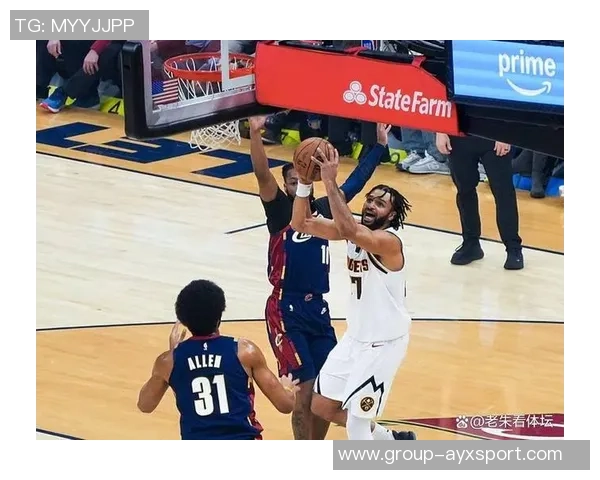 掘金队主力伤缺严重只剩穆雷孤军奋战球迷心痛不已 掘金队主力伤缺严重只剩穆雷孤军奋战球迷心痛不已