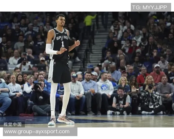 华子担责康利称他正崛起为优秀领袖大家应共同分担责任