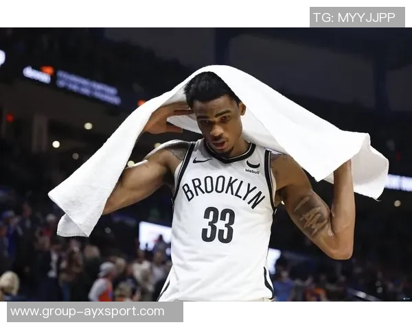 克拉克斯顿在篮网迎来第七个赛季成为球队现存队龄最长球员